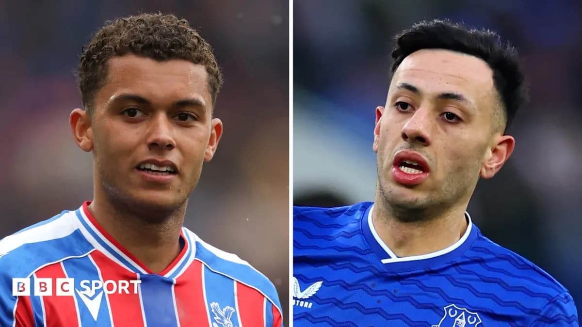 Jugadores de Crystal Palace y Everton durante un partido