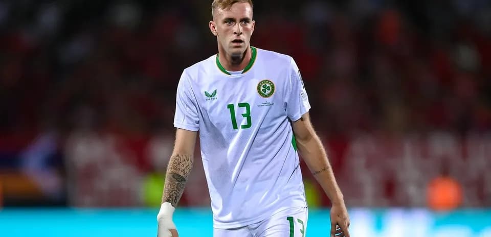 Jugador irlandés en acción durante el partido