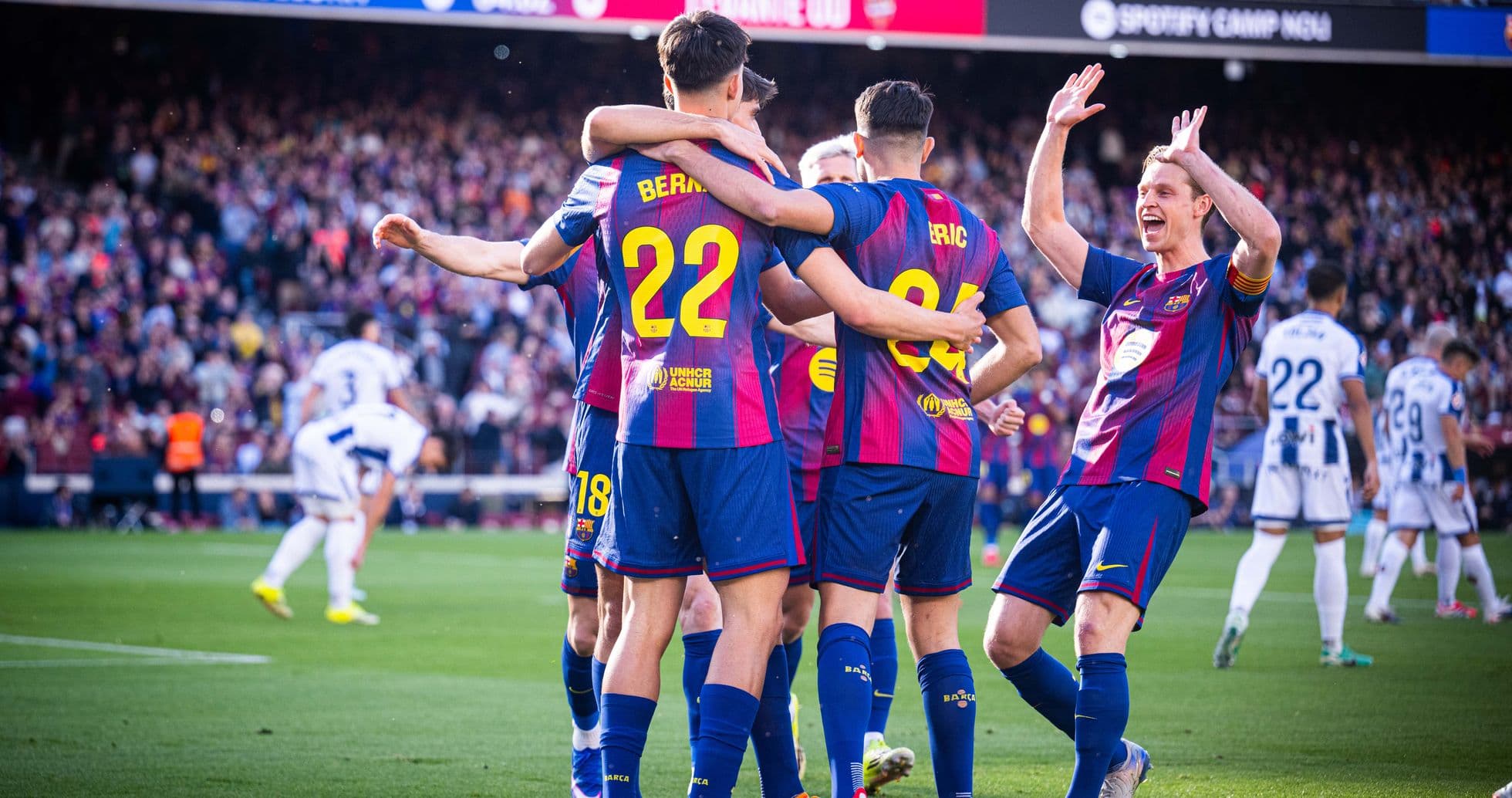 Jugadores de Barcelona celebrando un gol