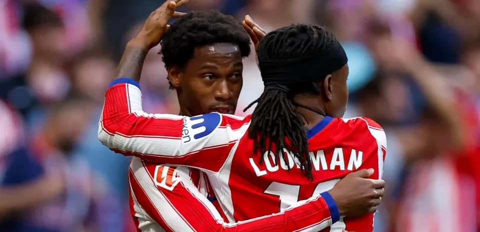Jugadores de Atlético de Madrid celebrando un gol