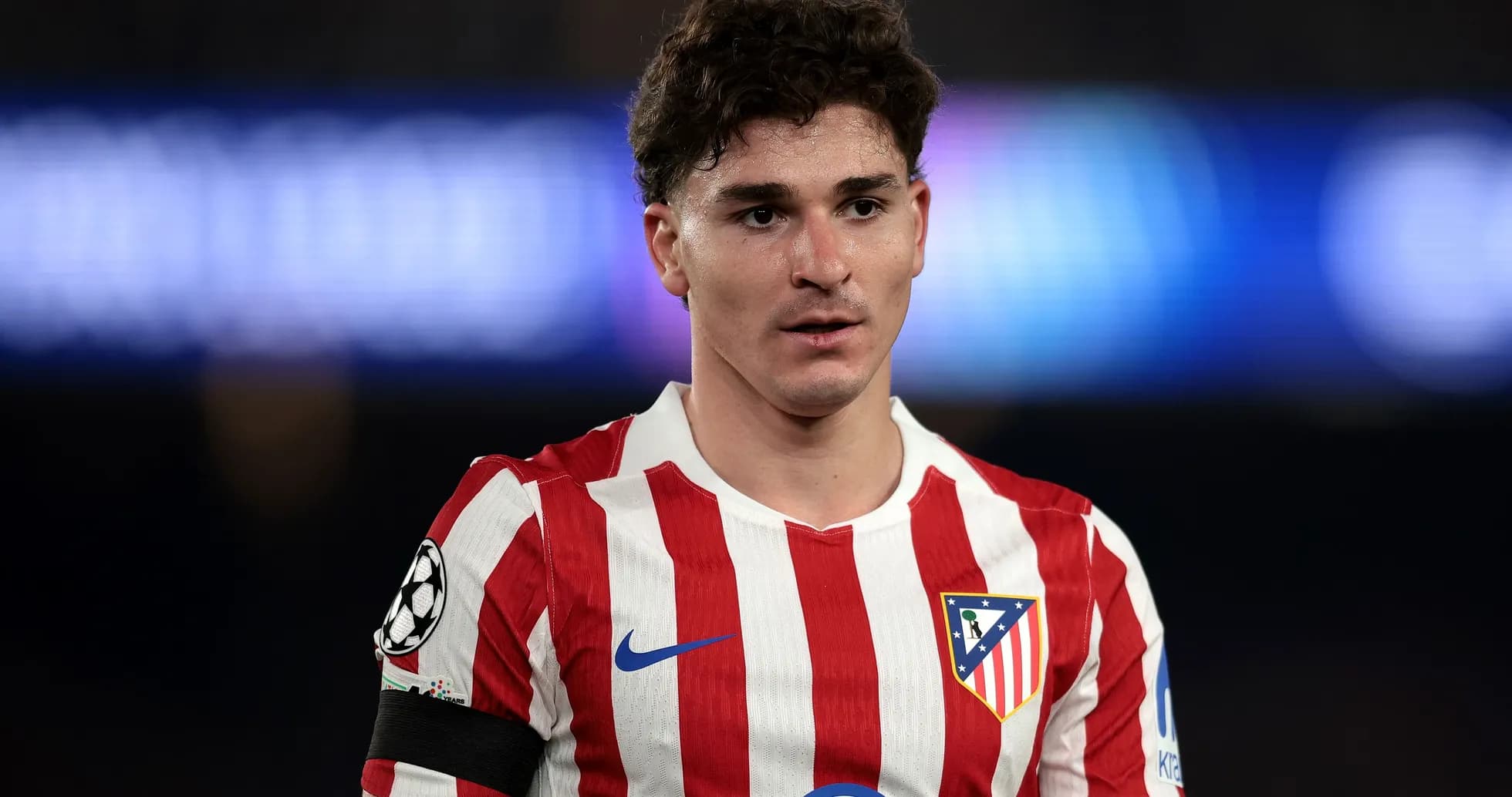 Jugador del Atlético de Madrid en el campo