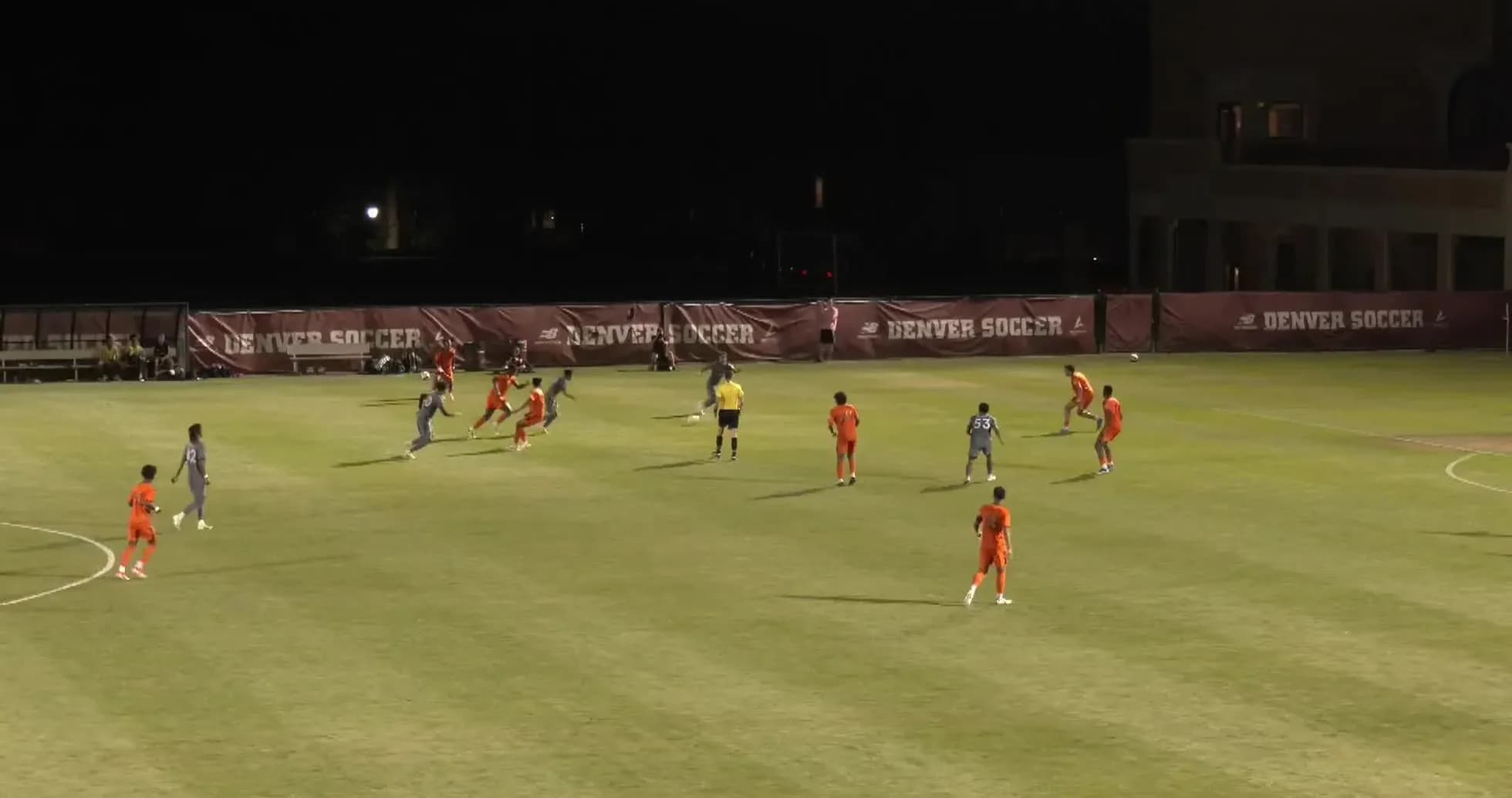 Jugadores de Colorado Rapids II en acción