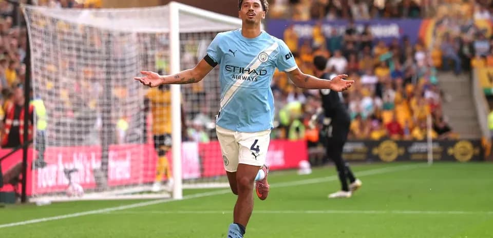 Jugador de Manchester City celebrando un gol