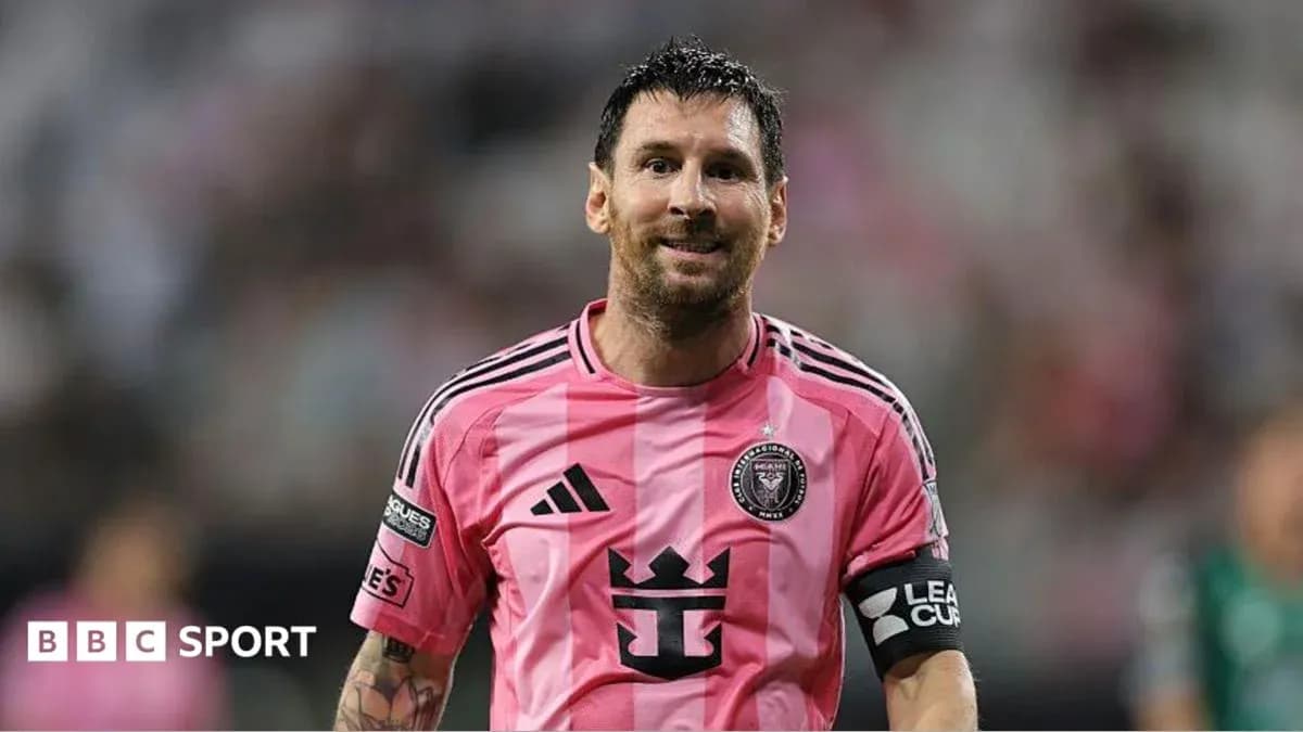 Lionel Messi en camiseta rosa de Inter Miami