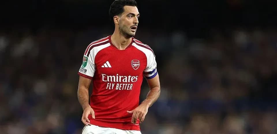 Jugador de Arsenal en acción durante el partido