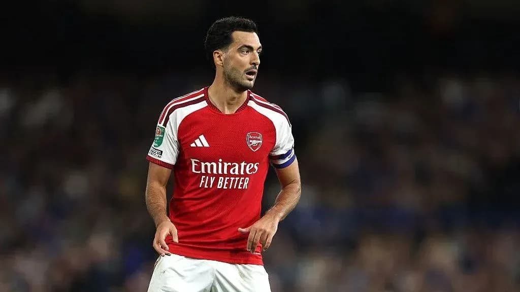 Jugador de Arsenal en acción durante el partido