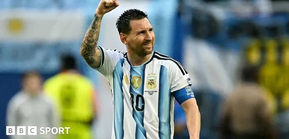 Lionel Messi celebrando durante un partido de Argentina