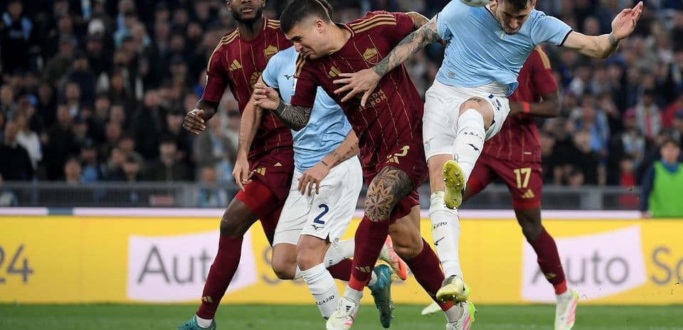 Acción del partido AS Roma vs Lazio