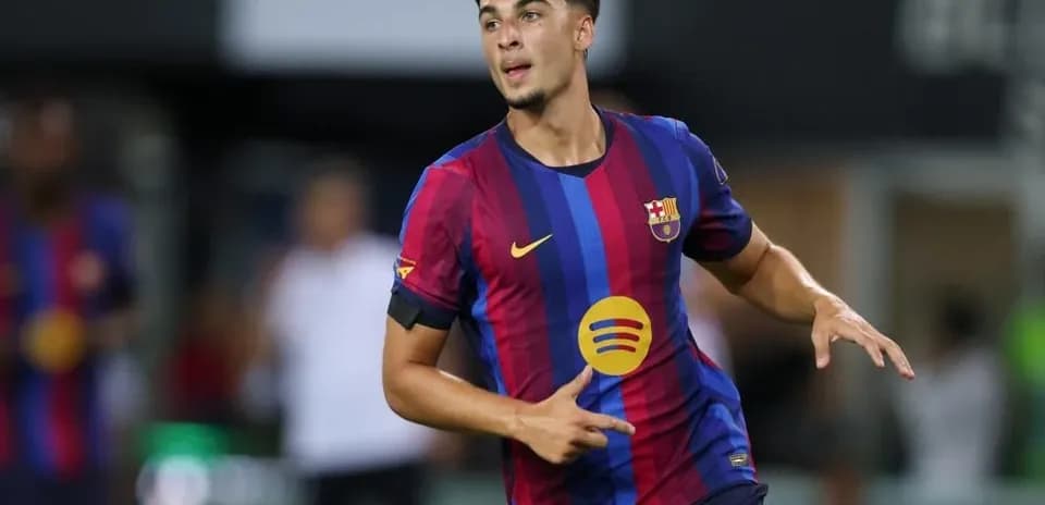 Jugador del Barcelona celebrando un gol en el campo