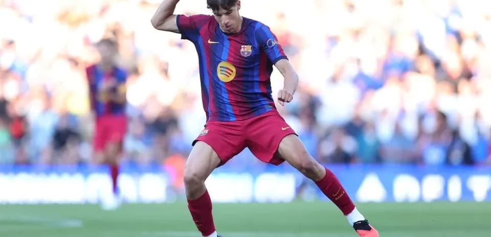 Jugador del FC Barcelona en acción durante el partido