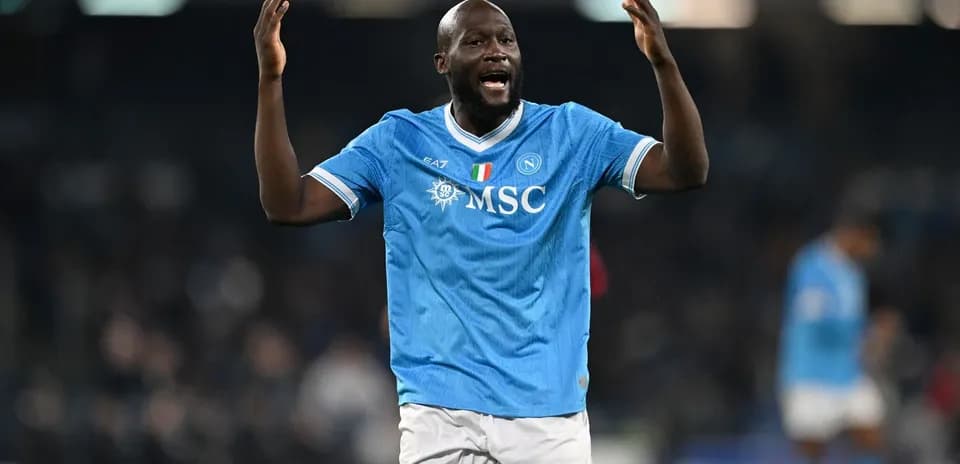 Jugador de Napoli celebrando durante un partido