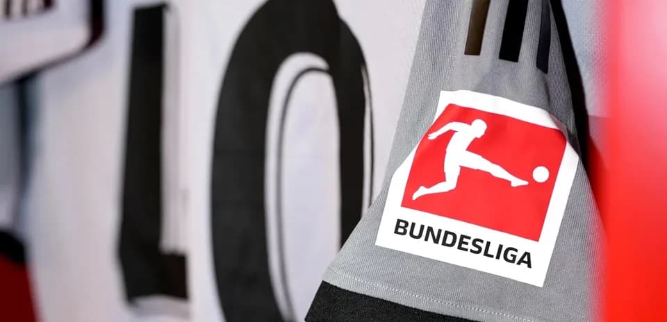 Camisa con el logo de Bundesliga y número 10