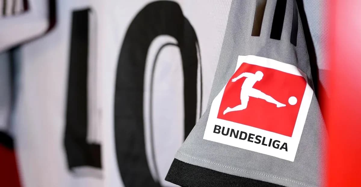 Camisa con el logo de Bundesliga y número 10