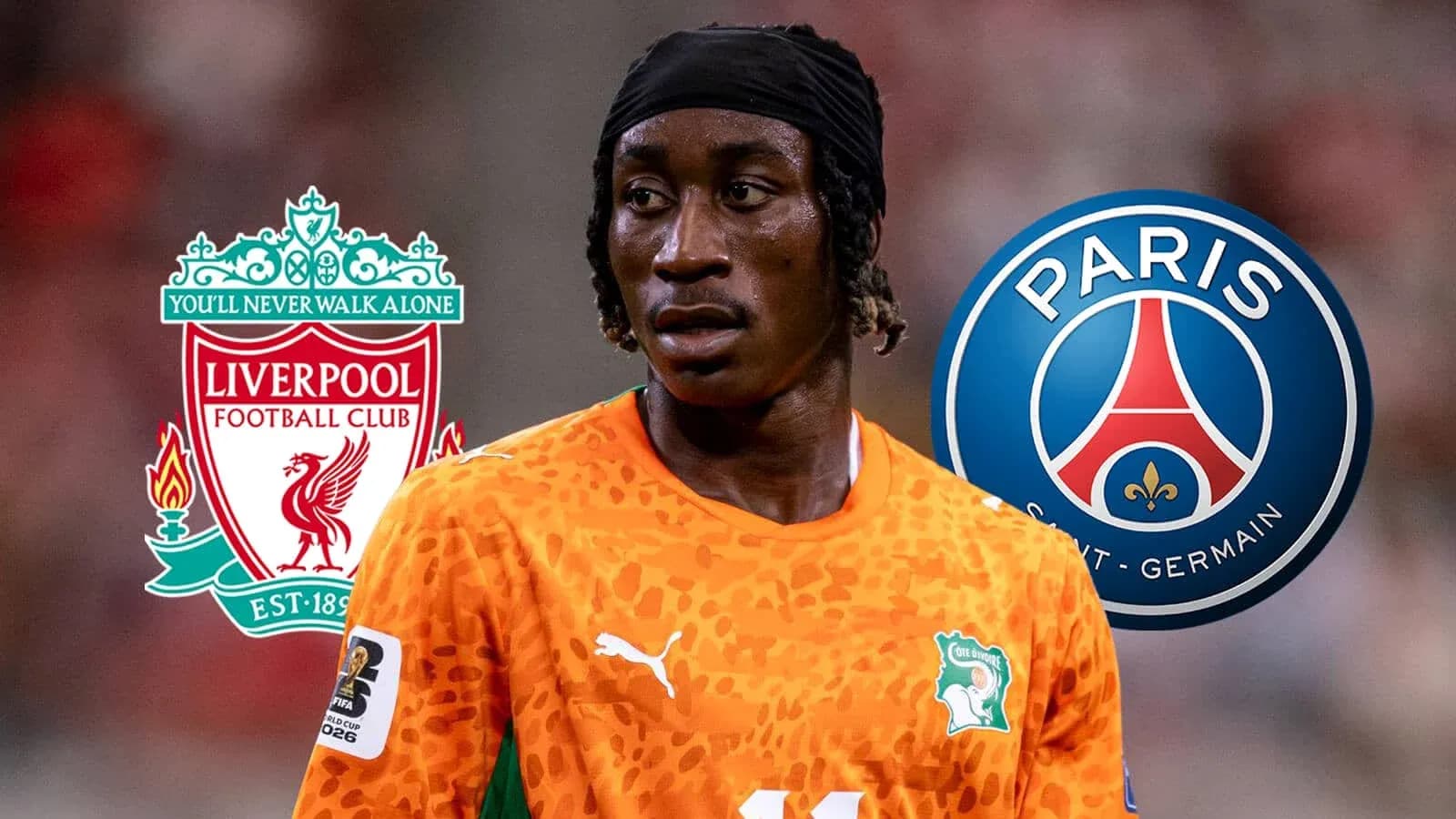 Jugador con camiseta de Costa de Marfil entre logos de Liverpool y PSG