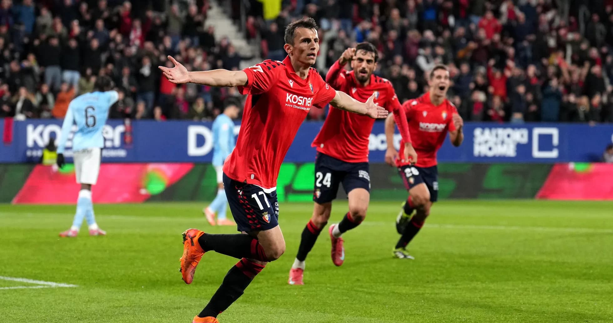 Celebración de un gol de Osasuna en el partido