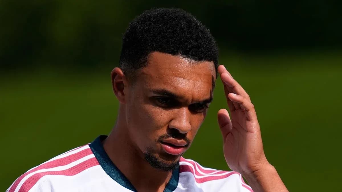 Jugador tocándose la cabeza durante entrenamiento