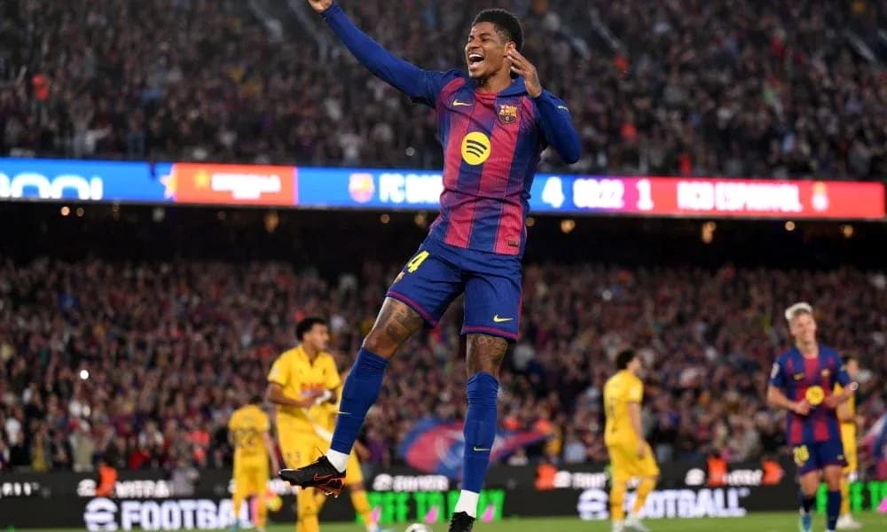Jugador de Barcelona celebrando un gol en el Camp Nou