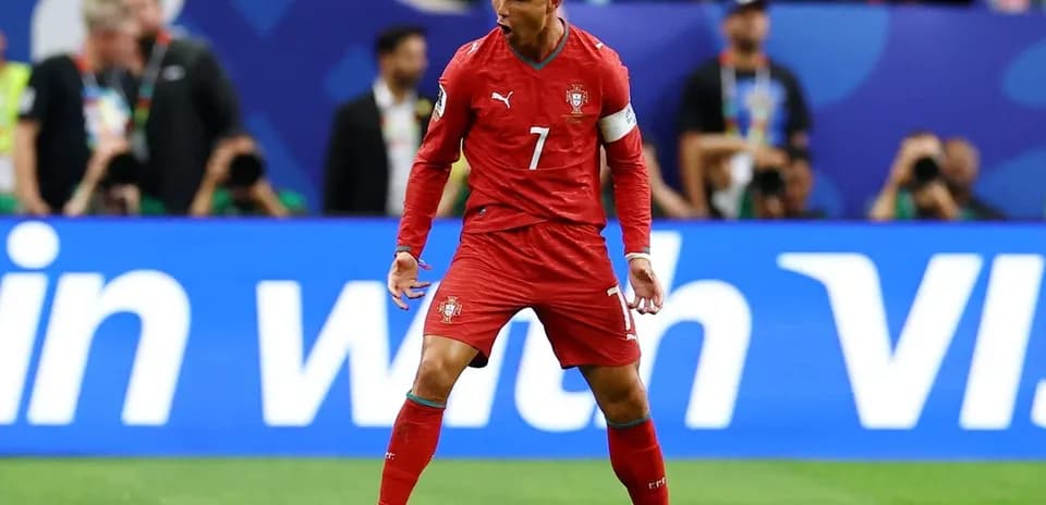 Cristiano Ronaldo celebrando en un partido con Portugal