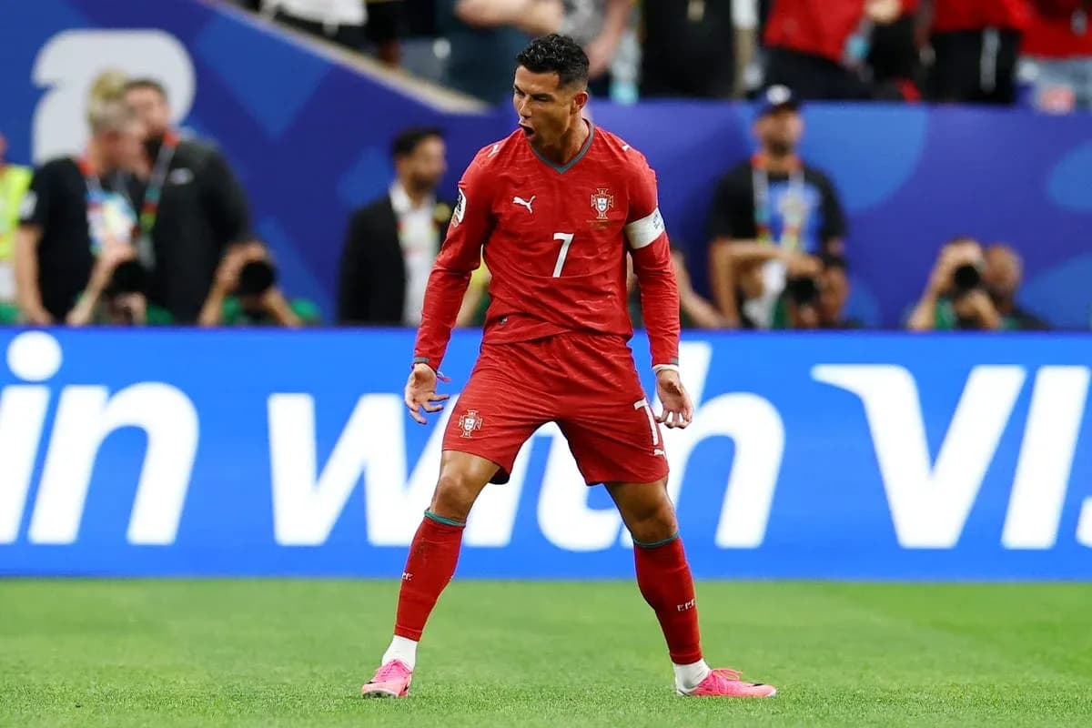 Cristiano Ronaldo celebrando en un partido con Portugal