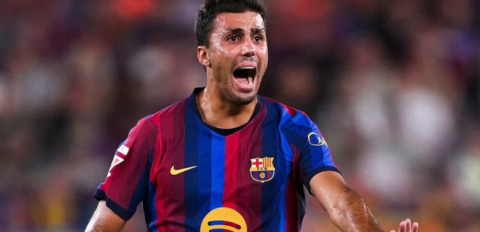 Jugador del Barcelona protestando durante el partido
