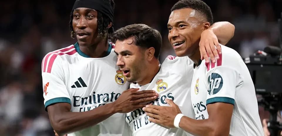 Jugadores del Real Madrid celebrando un gol