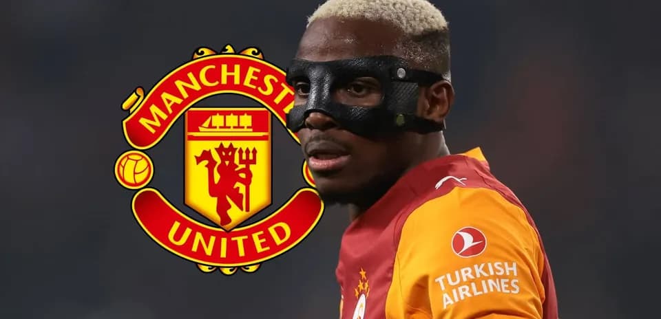 Jugador con máscara en uniforme de Galatasaray