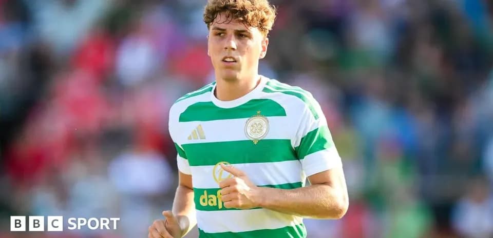 Jugador de Celtic en acción durante un partido