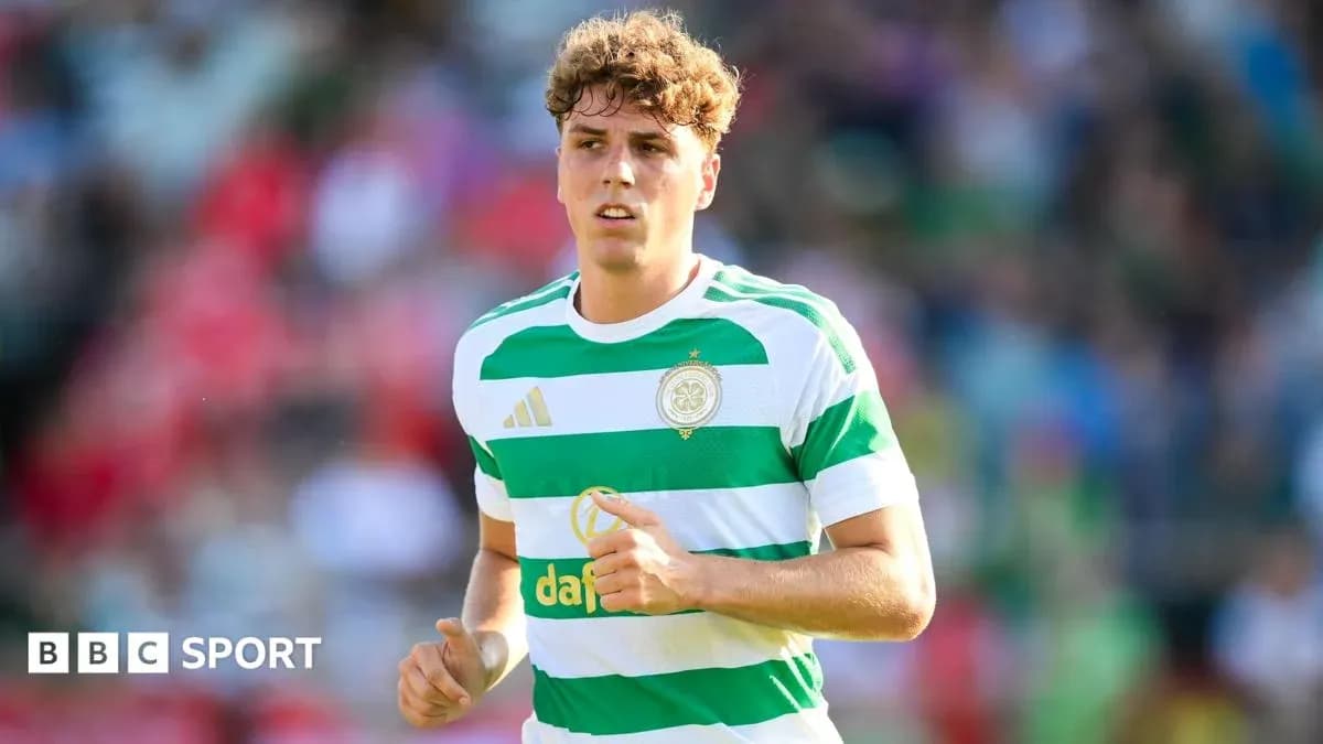 Jugador de Celtic en acción durante un partido
