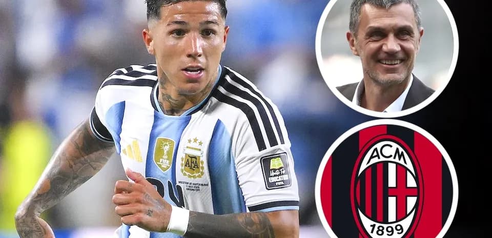 Jugador de Argentina corriendo con balón durante partido