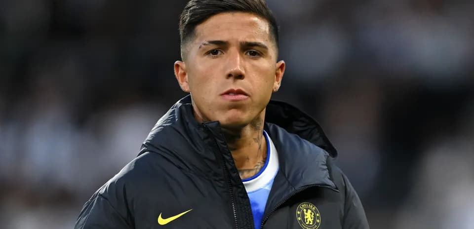 Jugador de Chelsea en el campo antes del partido