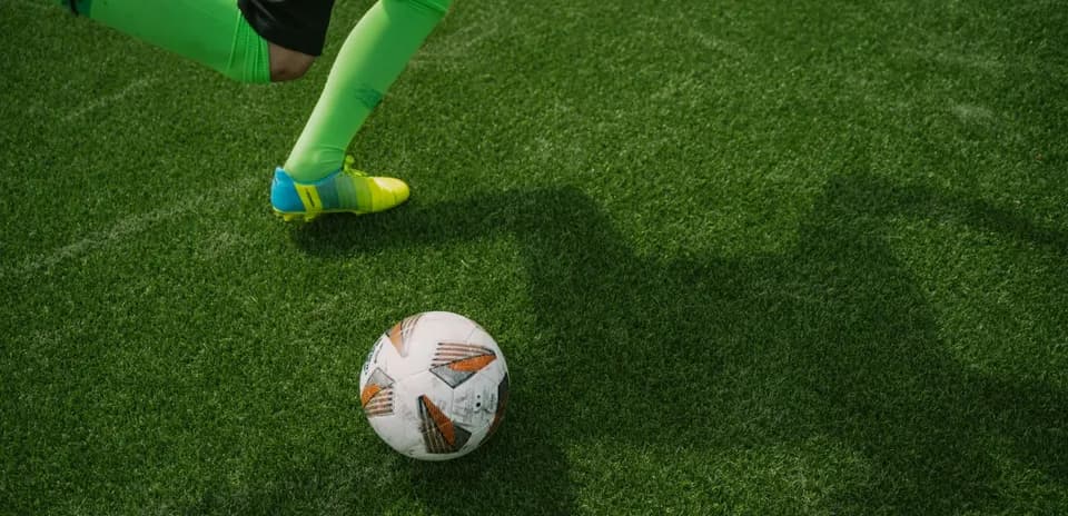 Football illustration used for match coverage - default_Zunb8z2t.webp