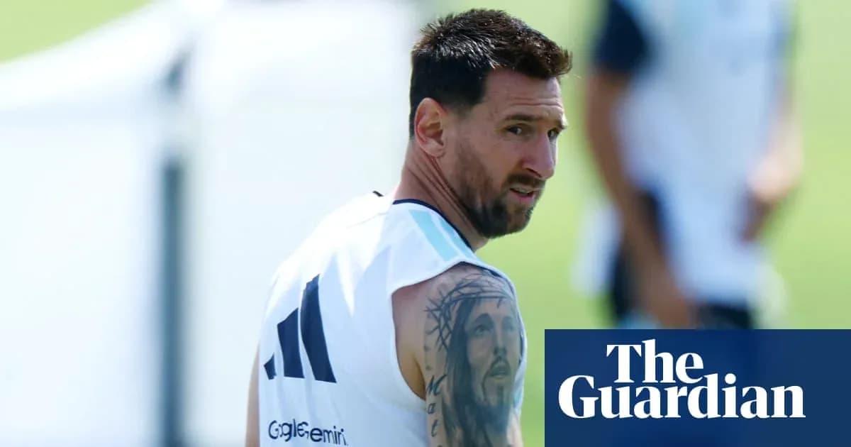 Lionel Messi entrenando con la selección argentina