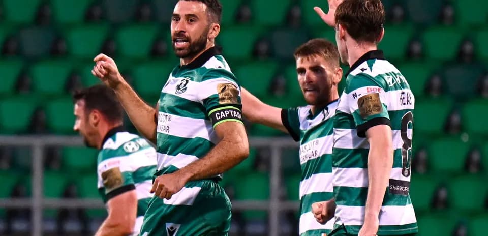 Jugadores del Shamrock Rovers celebrando un gol