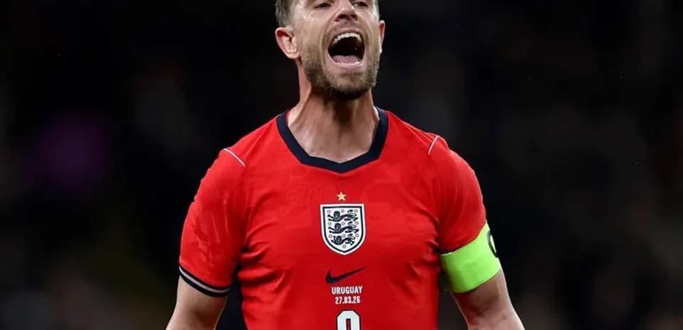 Jugador de Inglaterra gritando durante un partido