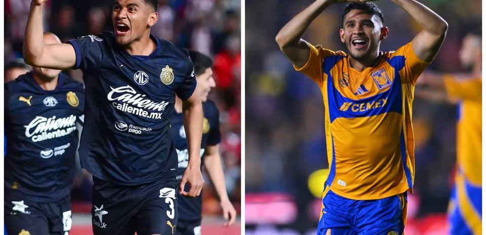 Jugadores celebrando durante el partido Chivas vs Tigres