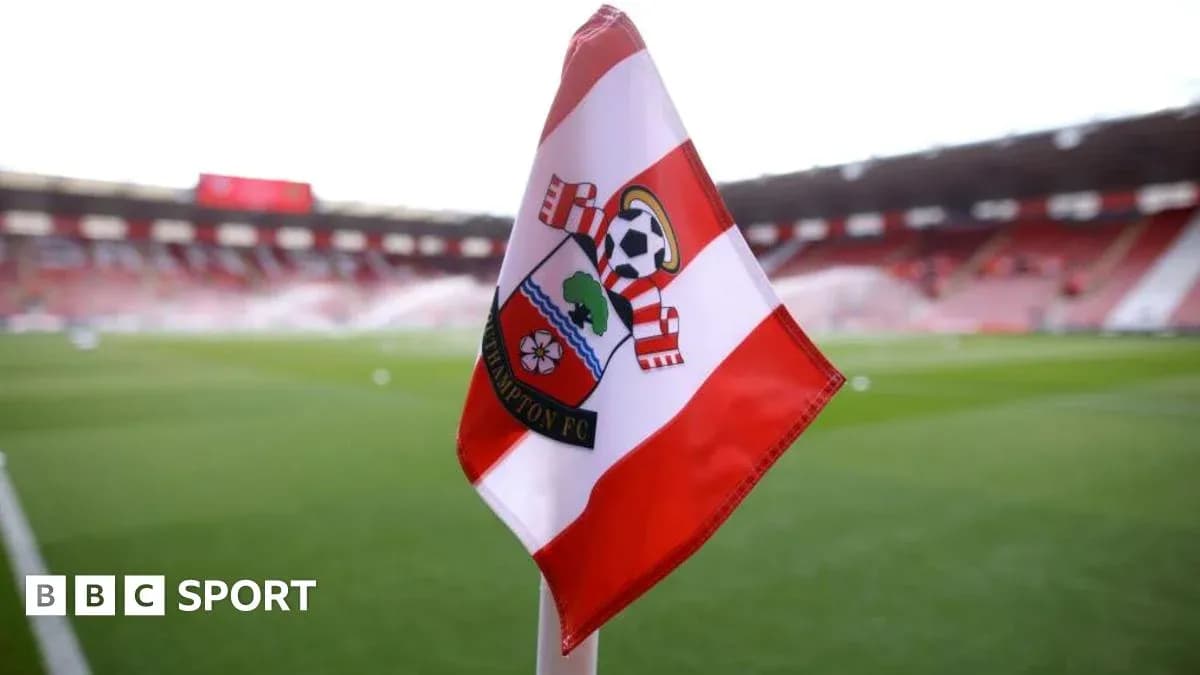 Bandera de esquina con logo de Southampton FC