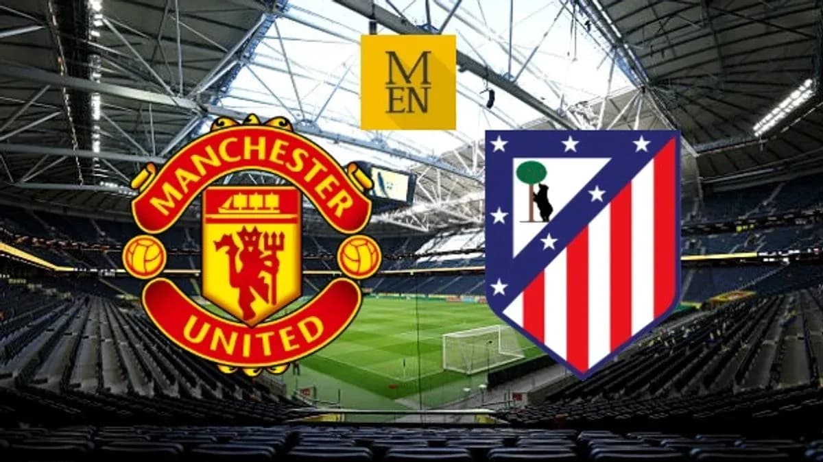 Logos de Manchester United y Atlético de Madrid en estadio