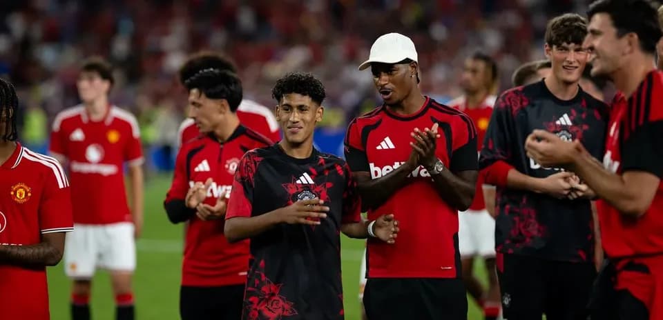 Jugadores de Manchester United en celebración tras el partido