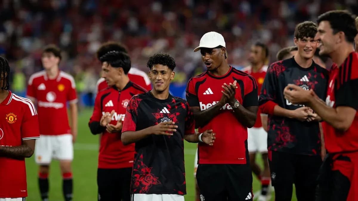 Jugadores de Manchester United en celebración tras el partido