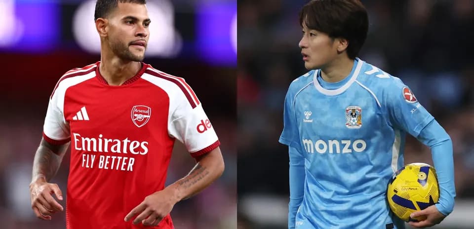 Jugadores de Arsenal y Coventry en el partido