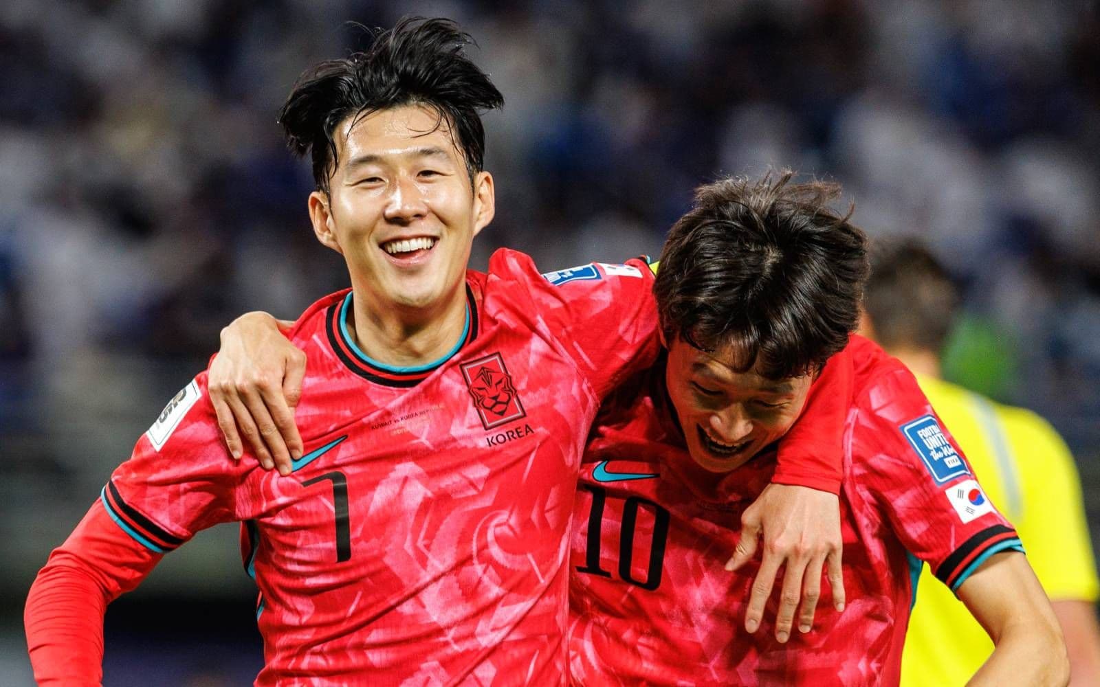 Jugadores de Corea celebrando un gol