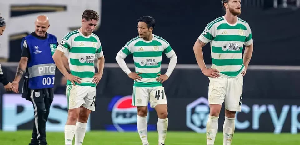 Jugadores de Celtic FC caminando tras el partido
