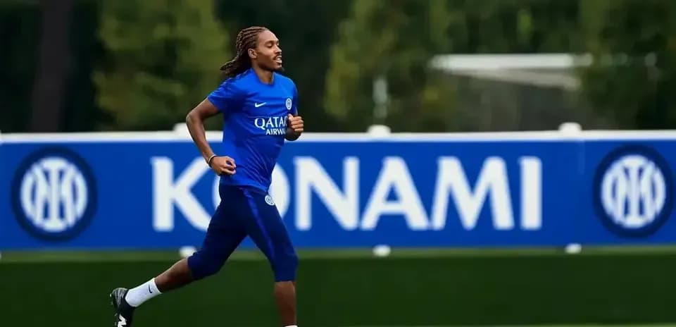 Jugador corriendo en la sesión de entrenamiento
