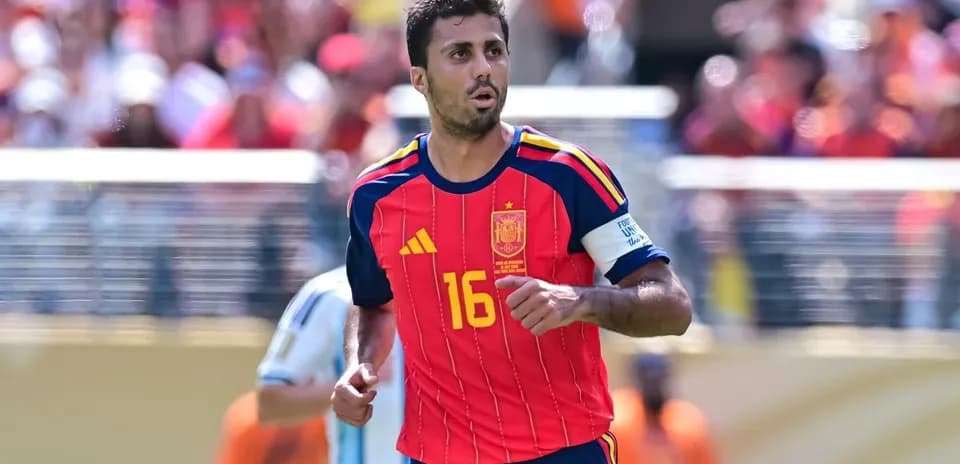 Jugador de España en acción durante el partido