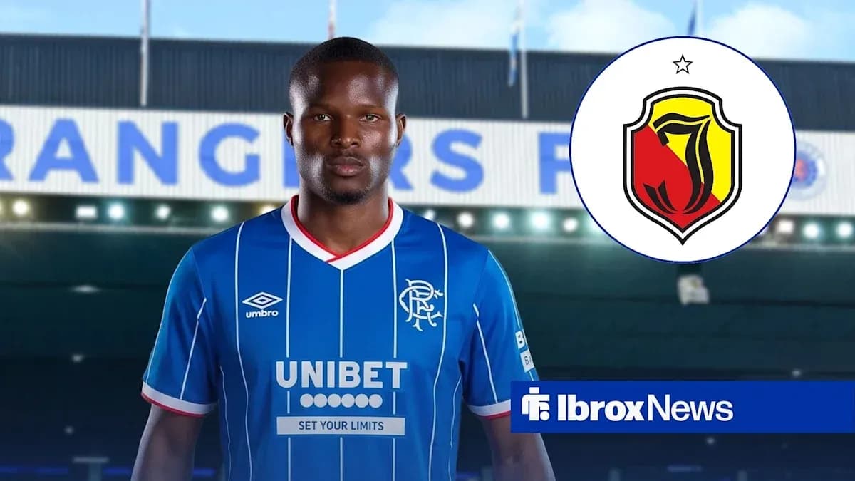 Jugador de Rangers con camiseta azul en el estadio