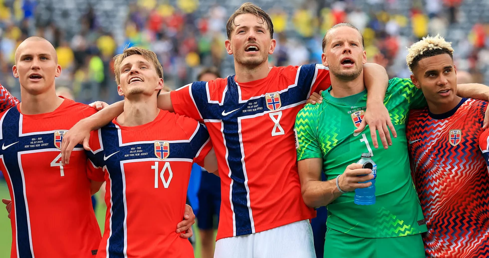 Jugadores de Noruega celebrando tras el partido