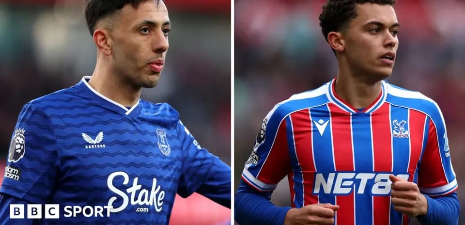 Jugadores de Everton y Crystal Palace en el campo