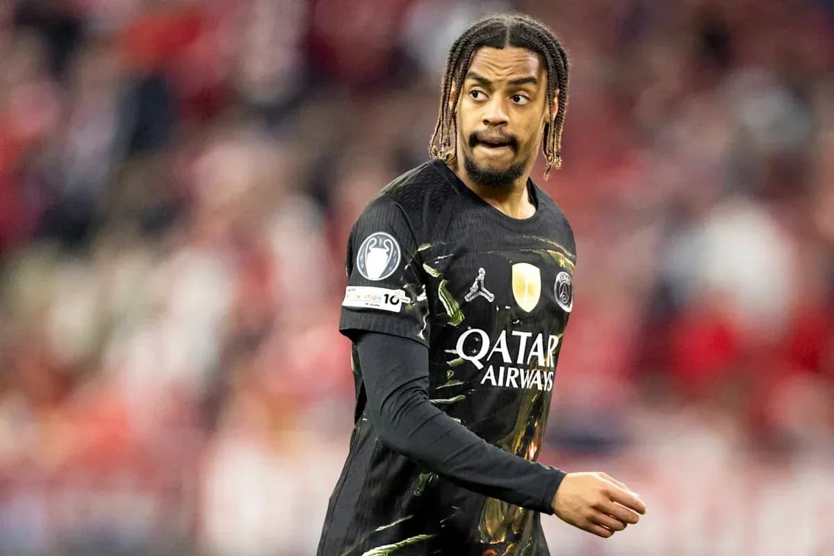 Jugador de PSG en acción durante un partido