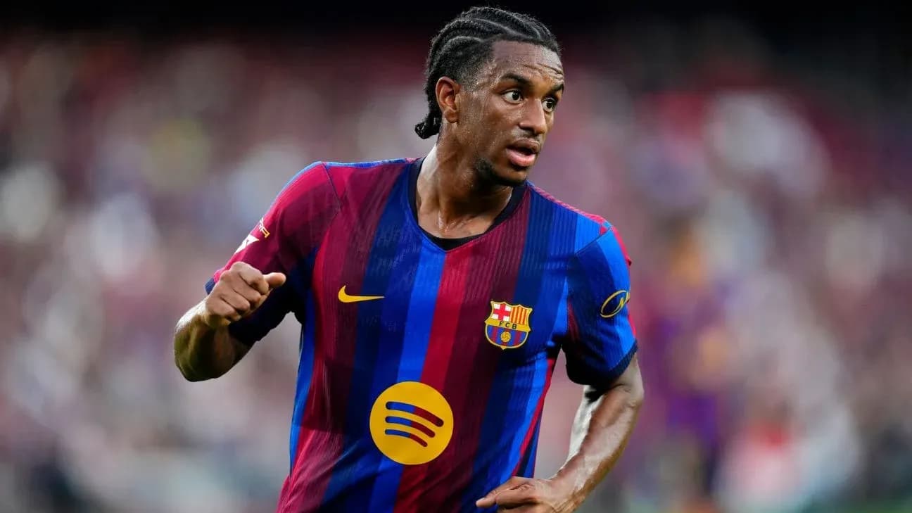 Jugador de Barcelona corriendo durante un partido