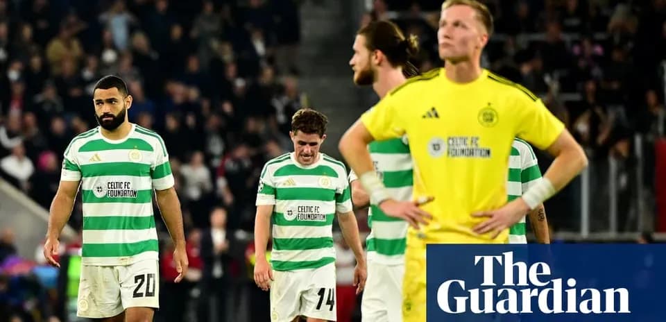 Jugadores de Celtic FC caminando tras el partido
